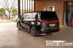 Lexus LM 500h Executive 2025 года из Южной Кореи