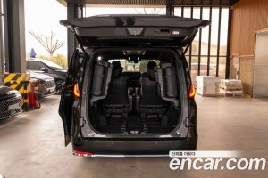 Lexus LM 500h Executive 2025 года из Южной Кореи