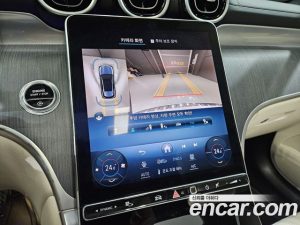 Mercedes-Benz GLC-Class GLC220 d 4MATIC 2024 года из Южной Кореи