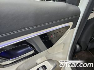 Mercedes-Benz GLC-Class GLC220 d 4MATIC 2024 года из Южной Кореи