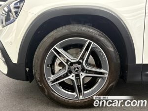 Mercedes-Benz GLB-Class GLB250 4MATIC 2023 года из Южной Кореи