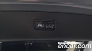 Genesis GV80 2.5T Бензин AWD 2024 года из Южной Кореи