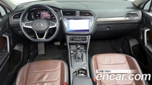 Volkswagen Tiguan 2.0 TSI Prestige 2023 года из Южной Кореи