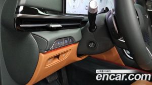 Genesis GV80 2.5T Бензин AWD 2025 года из Южной Кореи