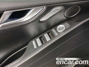 Genesis G80 Бензин 2.5 Turbo AWD 2025 года из Южной Кореи