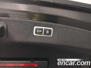 Genesis G80 Бензин 2.5 Turbo AWD 2025 года из Южной Кореи