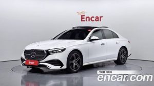 Mercedes-Benz E-Class E300 4MATIC AMG Line 2024 года из Южной Кореи