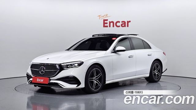 Mercedes-Benz E-Class E300 4MATIC AMG Line 2024 года из Кореи