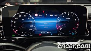 Mercedes-Benz E-Class E300 4MATIC AMG Line 2024 года из Южной Кореи