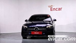 Mercedes-Benz C-Class C300 4MATIC AMG Line 2023 года из Южной Кореи