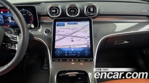 Mercedes-Benz C-Class C300 4MATIC AMG Line 2023 года из Южной Кореи