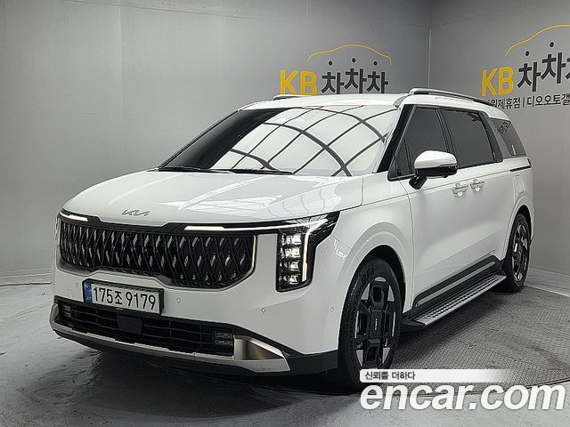 Kia Canival Бензин 9-Seater Signature 2025 года из Кореи