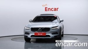 Volvo V90 B6 ULTIMATE AWD 2023 года из Южной Кореи