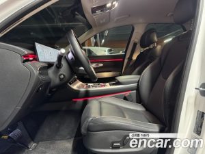 Genesis GV70 2.5T Бензин 2WD 2025 года из Южной Кореи