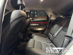 Genesis GV70 2.5T Бензин 2WD 2025 года из Южной Кореи