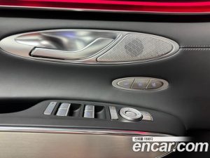Genesis GV70 2.5T Бензин 2WD 2025 года из Южной Кореи