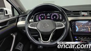 Volkswagen Passat 2.0 TDI Prestige 2022 года из Южной Кореи