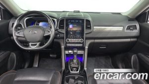 Renault-KoreaSamsung QM6 2.0 GDe Premiere 2WD 2024 года из Южной Кореи
