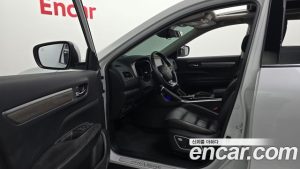 Renault-KoreaSamsung QM6 2.0 GDe Premiere 2WD 2024 года из Южной Кореи