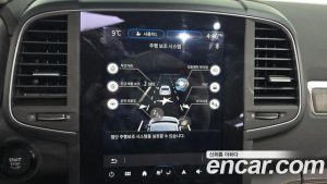 Renault-KoreaSamsung QM6 2.0 GDe Premiere 2WD 2024 года из Южной Кореи