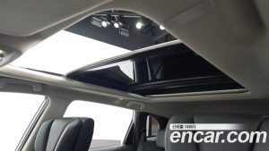 Renault-KoreaSamsung QM6 2.0 GDe Premiere 2WD 2024 года из Южной Кореи