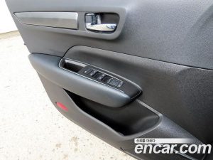 Renault-KoreaSamsung QM6 2.0 GDe LE Signature 2WD 2023 года из Южной Кореи