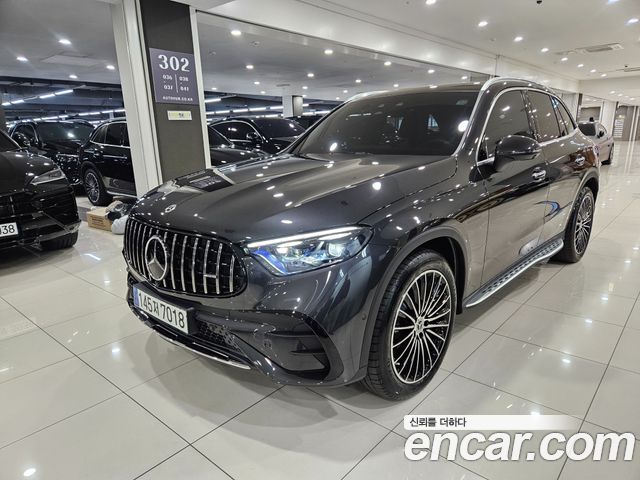 Mercedes-Benz GLC-Class GLC300 4MATIC AMG Line 2025 года из Кореи