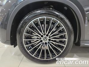 Mercedes-Benz GLC-Class GLC300 4MATIC AMG Line 2025 года из Южной Кореи