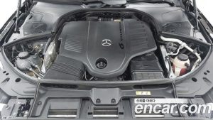 Mercedes-Benz S-Class S500L 4MATIC 2023 года из Южной Кореи