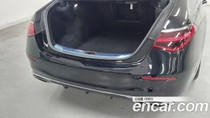 Mercedes-Benz S-Class S500L 4MATIC 2023 года из Южной Кореи