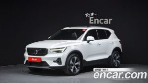 Volvo XC40 B4 Ultra Bright 2025 года из Южной Кореи