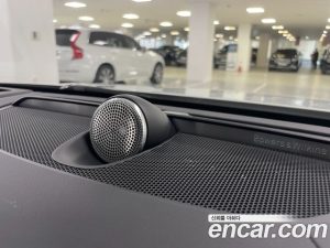 Volvo V90 B5 Ultra AWD 2025 года из Южной Кореи
