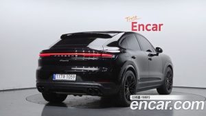 Porsche Cayenne 3.0 Coupe 2024 года из Южной Кореи