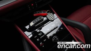 Porsche Cayenne 3.0 Coupe 2024 года из Южной Кореи