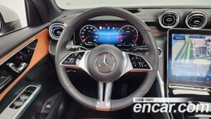 Mercedes-Benz GLC-Class GLC220 d 4MATIC 2023 года из Южной Кореи