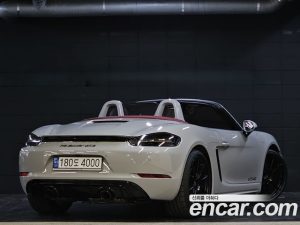 Porsche 718 4.0 GTS 2023 года из Южной Кореи