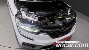 Renault-KoreaSamsung QM6 2.0 GDe LE Signature 2WD 2023 года из Южной Кореи