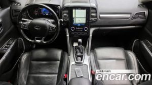 Renault-KoreaSamsung QM6 2.0 GDe LE Signature 2WD 2023 года из Южной Кореи