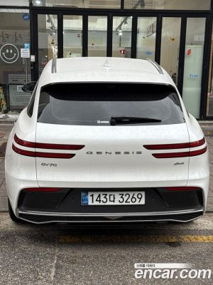 Genesis GV70 2.5T Бензин AWD 2025 года из Южной Кореи