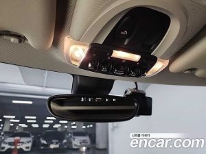 Mini Cooper CLASSIC 2024 года из Южной Кореи