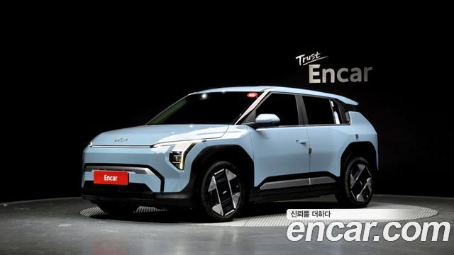 Kia EV3 Standard 2WD 2025 года из Кореи