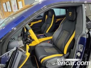 Lamborghini Urus 4.0 V8 SE 2025 года из Южной Кореи