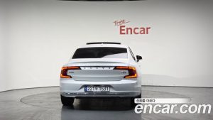 Volvo S90 T8 AWD Ultra Bright 2025 года из Южной Кореи