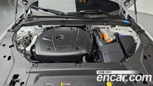 Volvo S90 T8 AWD Ultra Bright 2025 года из Южной Кореи