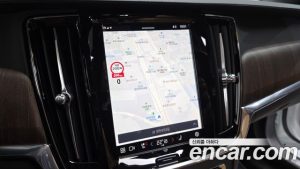Volvo S90 T8 AWD Ultra Bright 2025 года из Южной Кореи