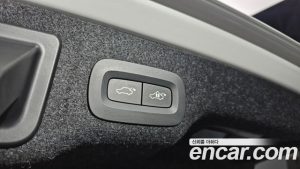 Volvo S90 T8 AWD Ultra Bright 2025 года из Южной Кореи