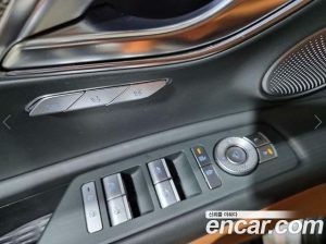 Genesis GV80 2.5T Бензин AWD 2024 года из Южной Кореи
