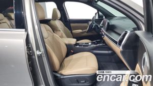 Kia Sorento Бензин 2.5T 2WD 2024 года из Южной Кореи