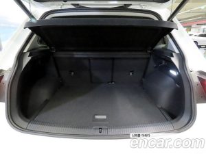 Volkswagen Tiguan 2.0 TDI 4 Prestige 2023 года из Южной Кореи