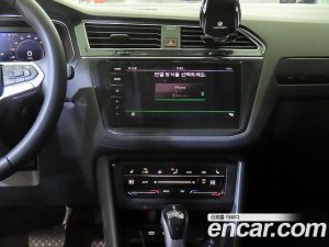 Volkswagen Tiguan 2.0 TDI 4 Prestige 2023 года из Южной Кореи